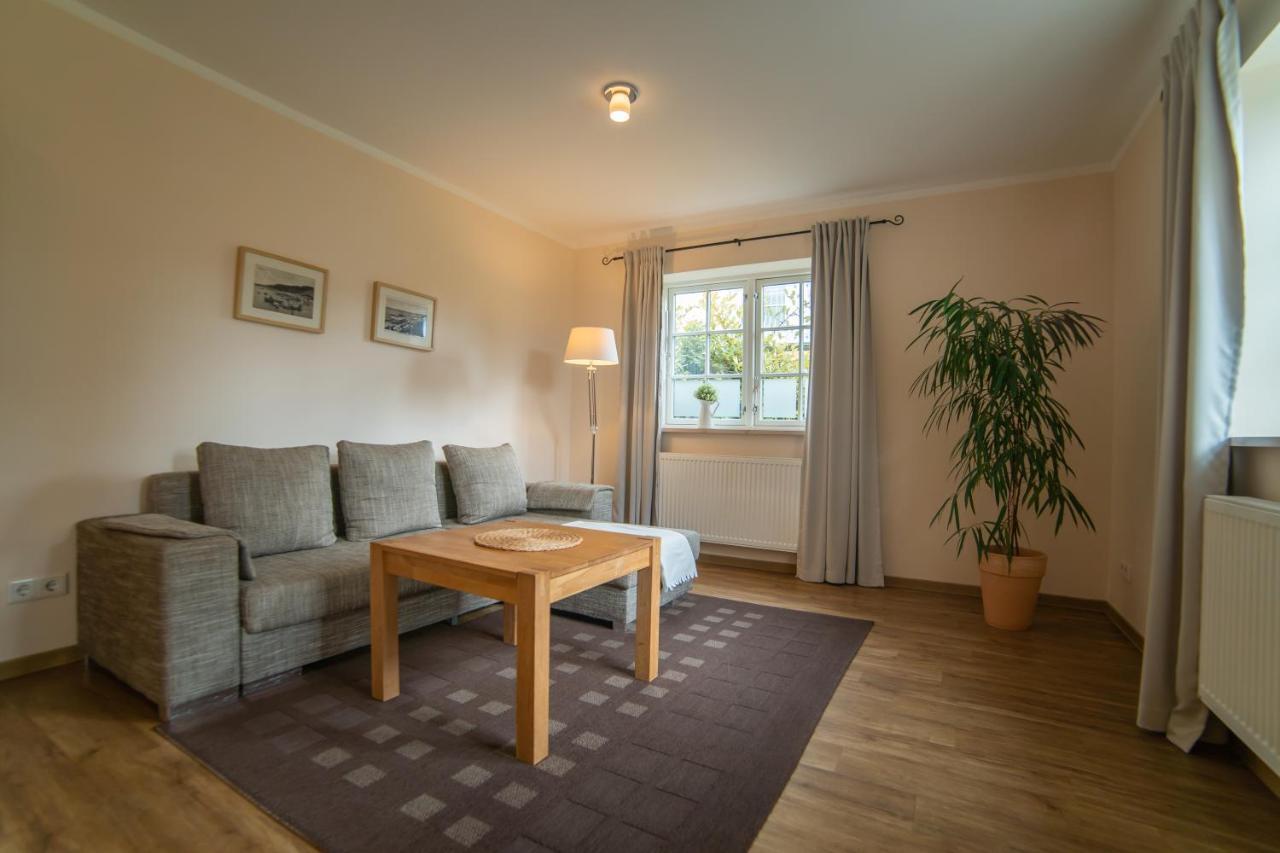 Haus Stoertebeker Appartements - Hotel Garni, Seebad Lubmin Exterior photo