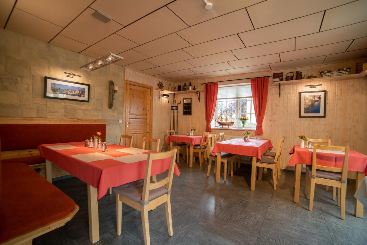 Haus Stoertebeker Appartements - Hotel Garni, Seebad Lubmin Exterior photo